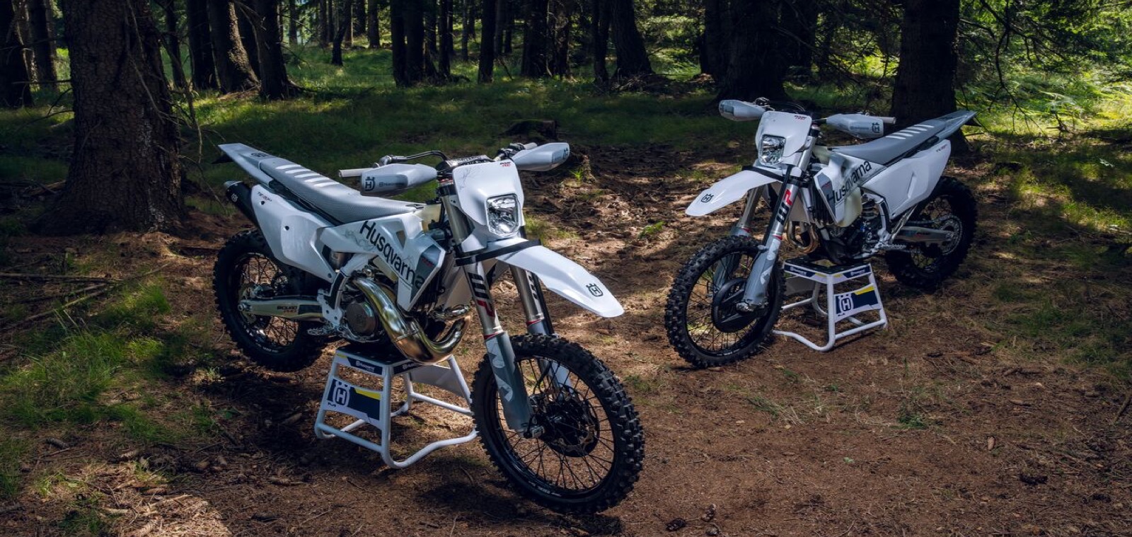 Enduro motocykle Husqvarna TE 300 Pro a FE 350 Pro 2027