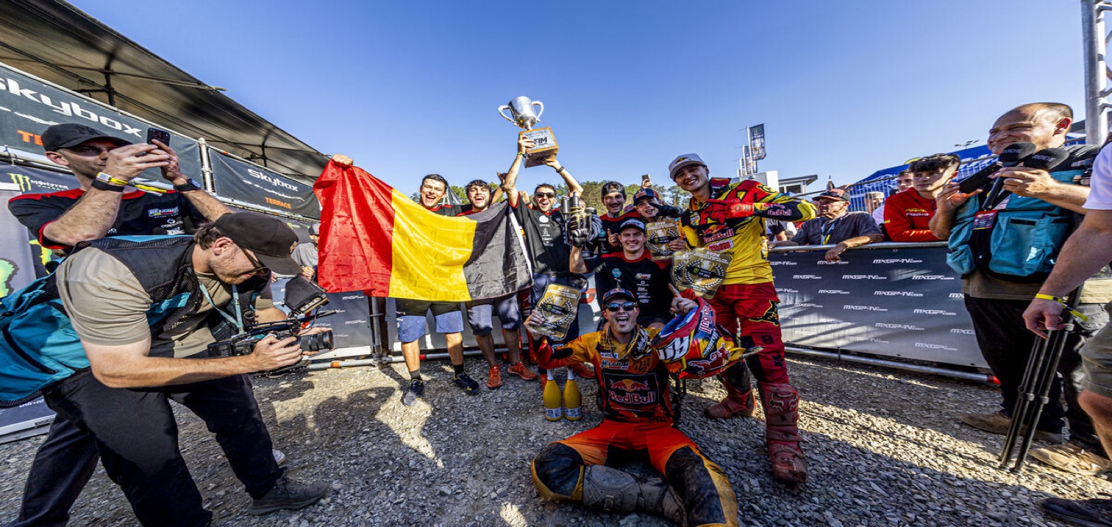 Belgicko oslavuje víťazstvo na Motocross of Nations 2026